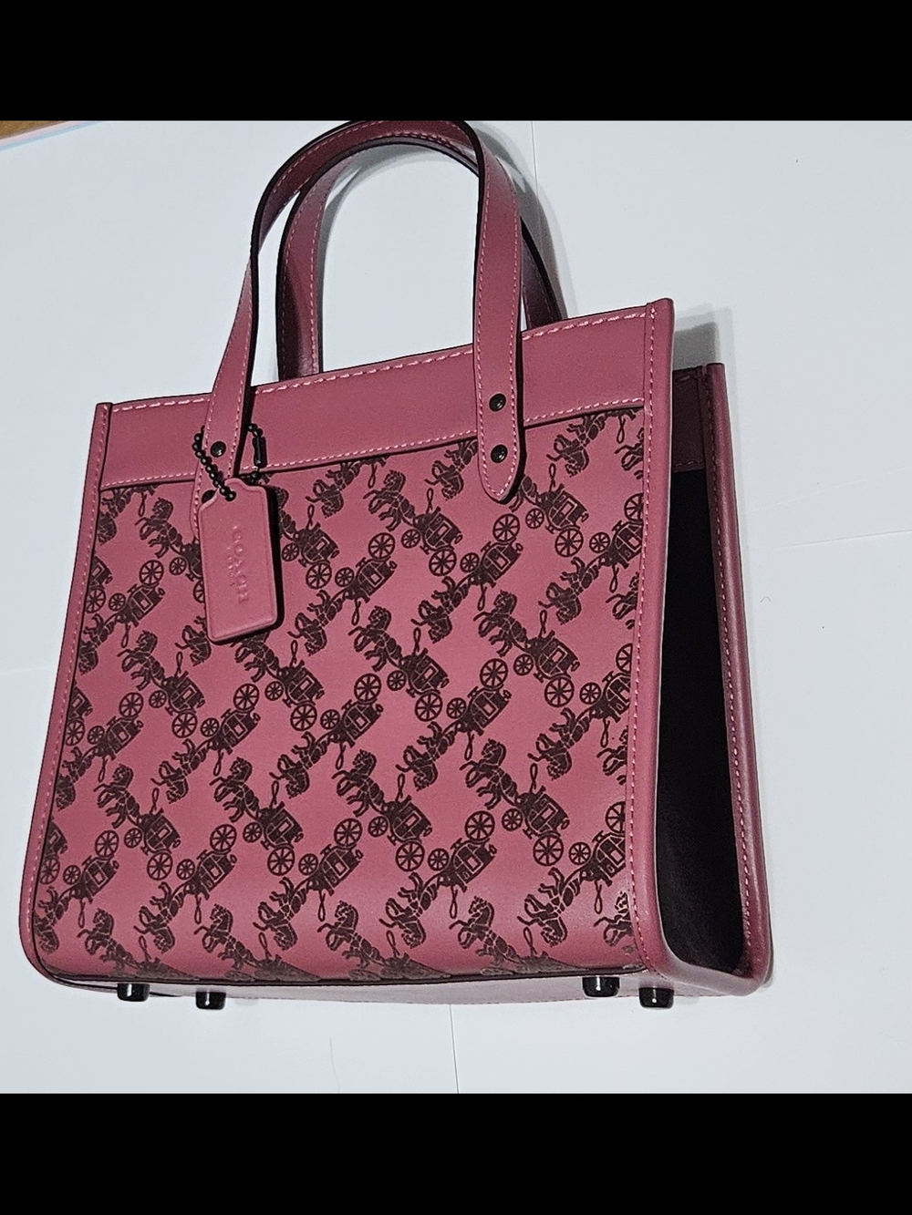 Coach Field Tote Bag 22 With Velvet Horse And Carriage in Rouge CD750 - Picture 8 of 16